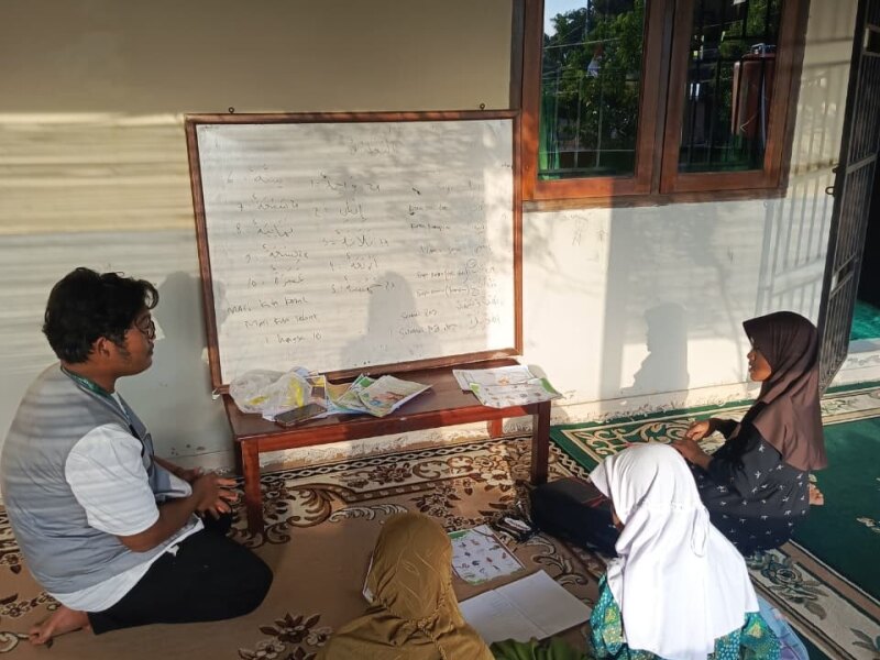 Belajar Bahasa Arab di Perpustakaan